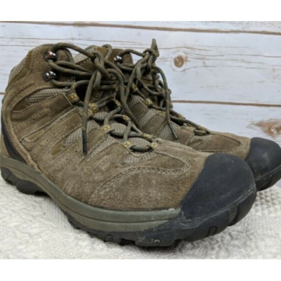 Ozark Trail Other - Ozark Trail Hiking Boots Size 9